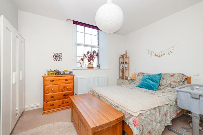 2 Bedroom Flat For Sale In Captains House, Fishponds, BS16