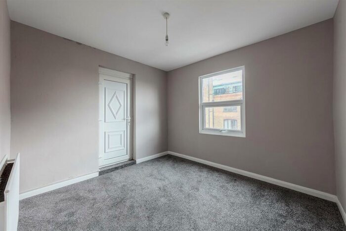 1 Bedroom Flat To Rent In - Sydenham Road, Sydenham, SE26