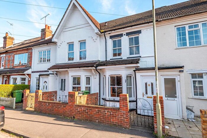 3 Bedroom Terraced House For Sale In Coronation Road, Basingstoke, RG21