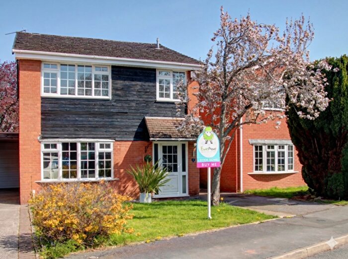 4 Bedroom Detached House For Sale In Lant Close, Coventry, West Midlands, CV4