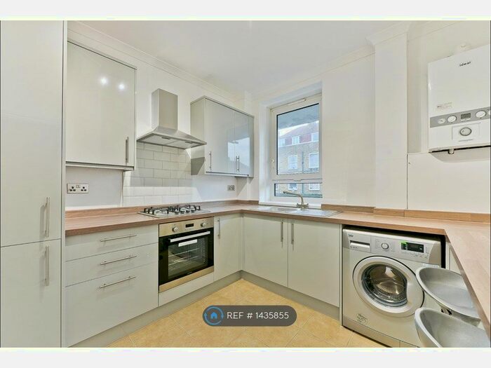 1 Bedroom Flat To Rent In Faversham House, London, SE17