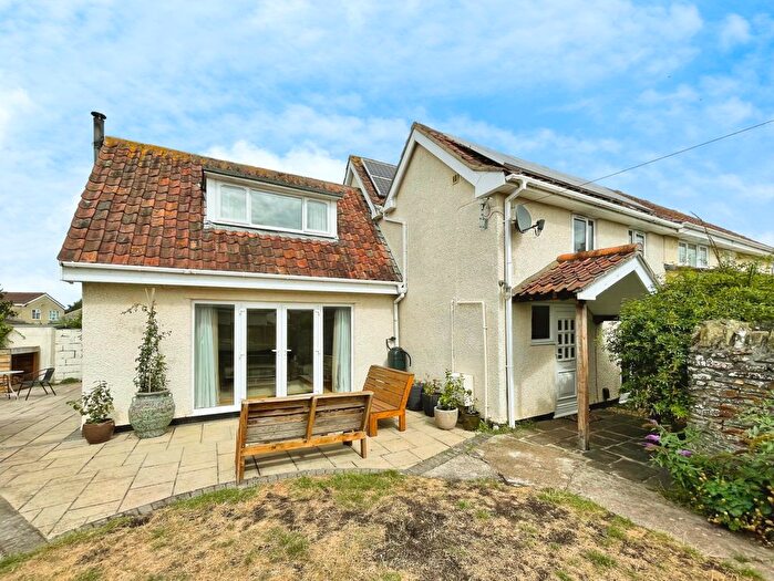 3 Bedroom Semi-Detached House For Sale In Cloverlea Road, Bristol, South Gloucestershire, BS30