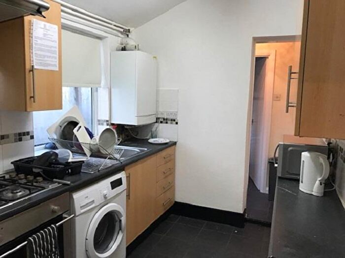 5 Bedroom End Of Terrace House To Rent In Reservoir Road, Edgbaston, B16