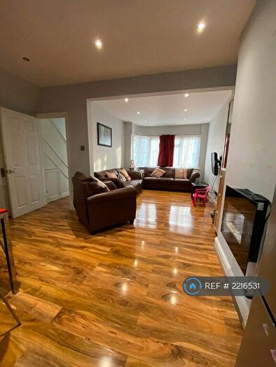 3 Bedroom Terraced House To Rent In Hartland Drive, Ruislip, HA4