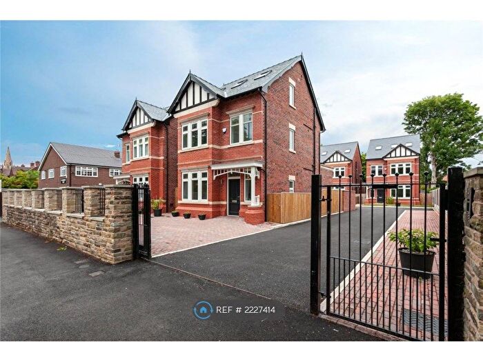 4 Bedroom Detached House To Rent In Harboro Road, Sale, M33