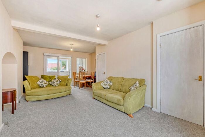 3 Bedroom Terraced House For Sale In Nuthurst Road, Longbridge, Birmingham, B31