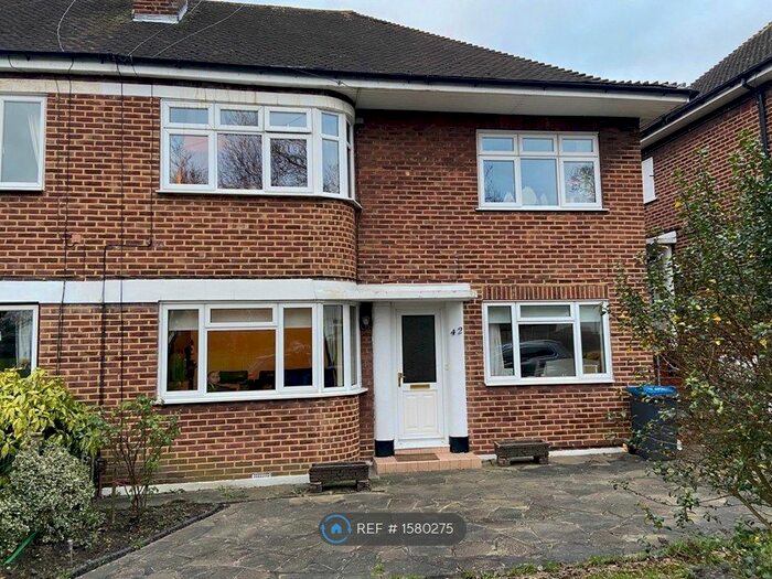 2 Bedroom Maisonette To Rent In Cheston Avenue, Croydon, CR0