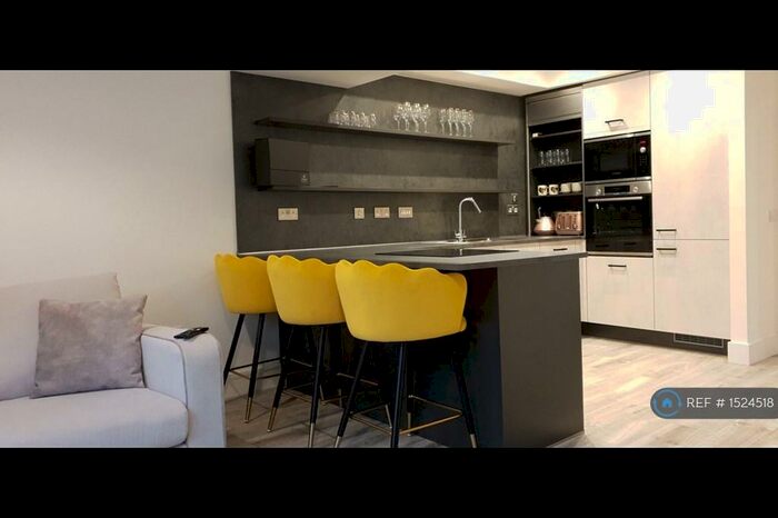 3 Bedroom Terraced House To Rent In Festival Court, Glasgow, G51