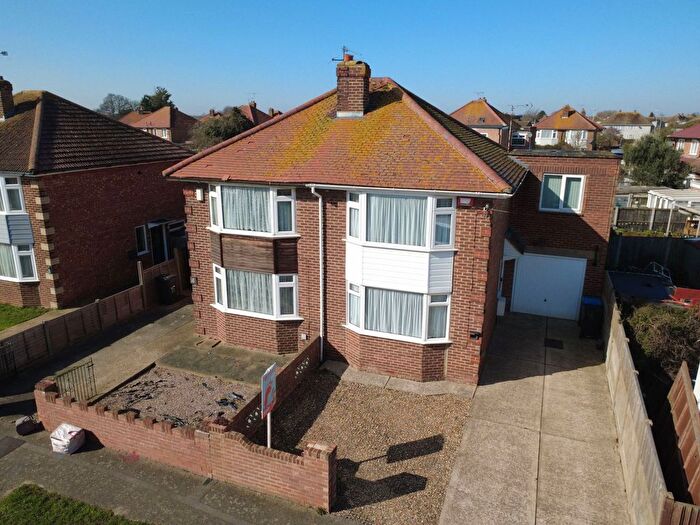 3 Bedroom Semi Detached House For Sale In Bursill Crescent, Ramsgate, CT12