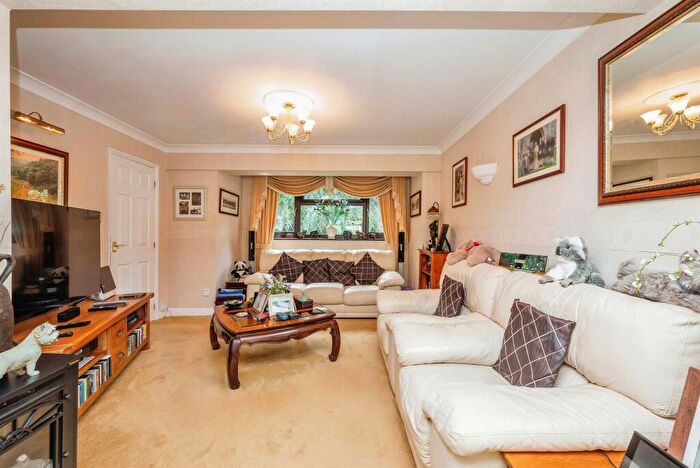 4 Bedroom Detached House For Sale In Hall Road, Hopton, Great Yarmouth, NR31