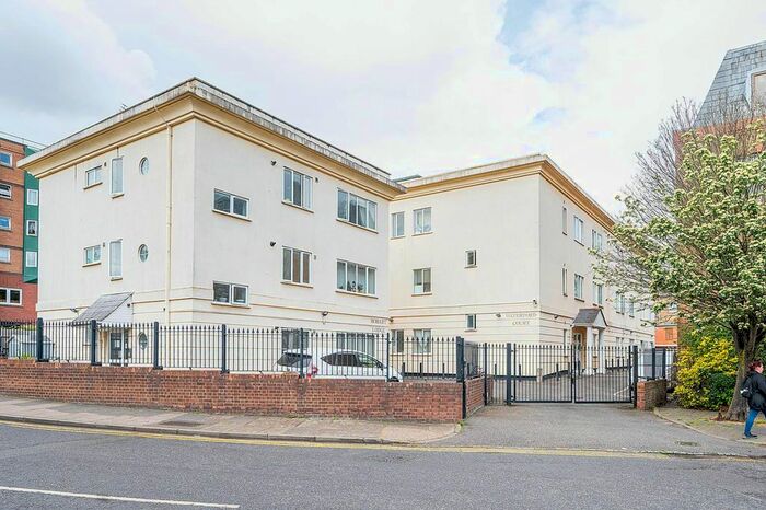 1 Bedroom Flat To Rent In Leeland Terrace, West Ealing, London, W13