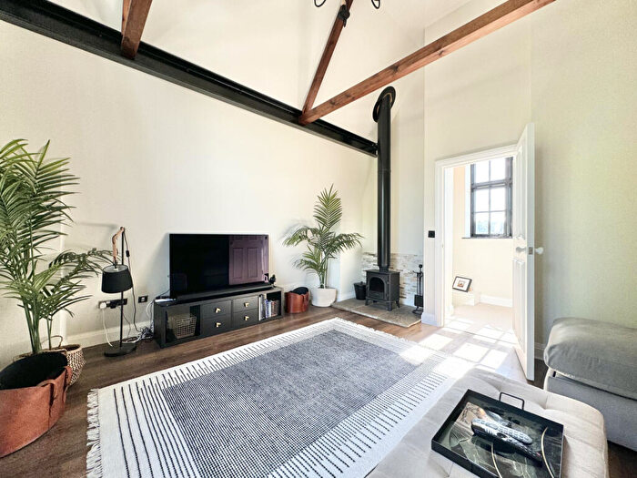 1 Bedroom Barn Conversion For Sale In The Courtyard, Liscombe Park, Soulbury, LU7