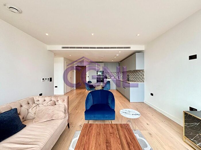 1 Bedroom Flat To Rent In Clarendon Court, Golden Lane, London, EC1Y