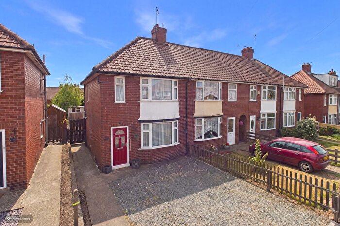 3 Bedroom End Of Terrace House For Sale In Shirley Avenue, York, North Yorkshire, YO26