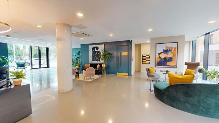 1 Bedroom Flat To Rent In Gloucester Place, BN1