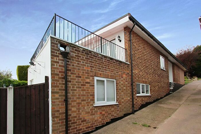 4 Bedroom Detached House To Rent In Darley Avenue, Toton, NG9