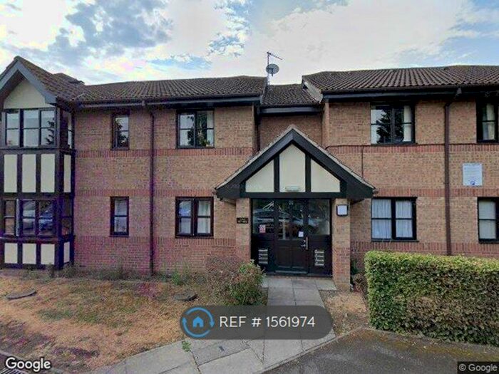 1 Bedroom Flat To Rent In Chamberlain Place, London, E17