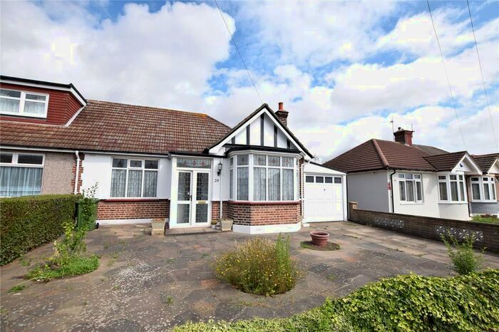 2 Bedroom Bungalow To Rent In Tolworth Gardens, Romford, London, RM6