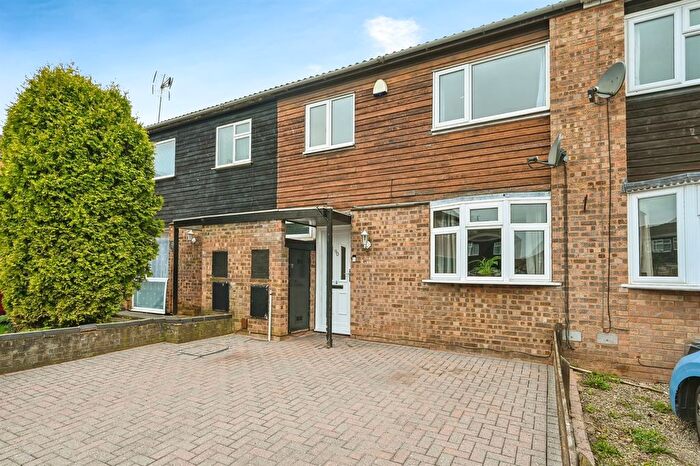 3 Bedroom Terraced House For Sale In Brookthorpe Close, Worcester, WR4