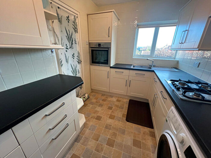 2 Bedroom Apartment To Rent In Denford Avenue, Lytham St. Annes, FY8