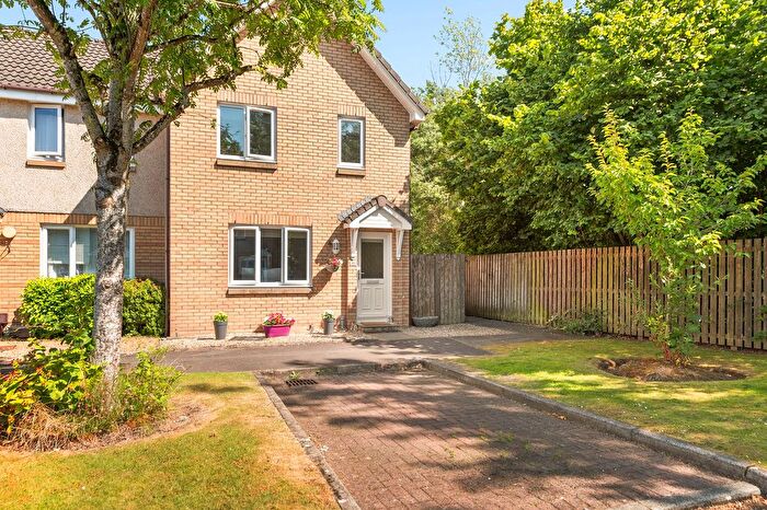 3 Bedroom End Of Terrace House For Sale In Vale Grove, Bridge Of Allan, FK9