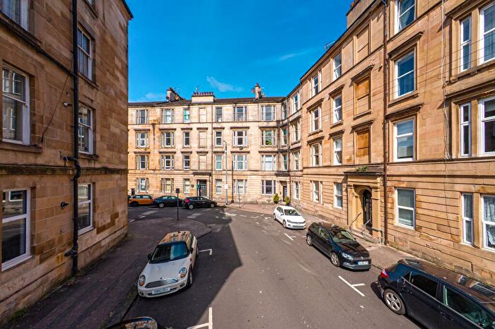 2 Bedroom Apartment For Sale In Willowbank Crescent, Woodlands, Glasgow, G3