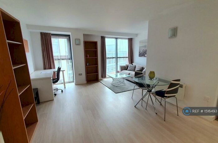 1 Bedroom Flat To Rent In West One Panorama, Sheffield, S1