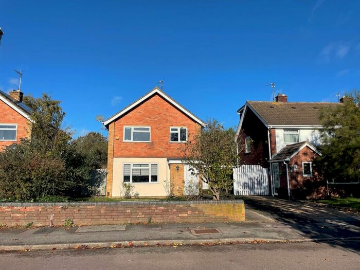 3 Bedroom House To Rent In Meynell Walk, Netherton, PE3