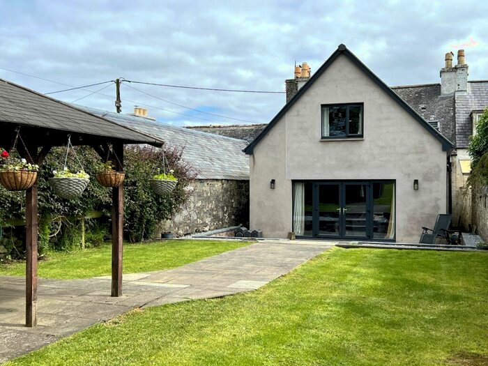 4 Bedroom Terraced House For Sale In Main Street, Kirkcowan, DG8