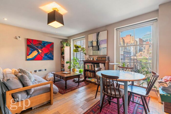 2 Bedroom Flat To Rent In Warren Mews, London, Greater London, W1T