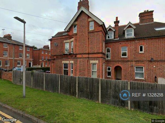 1 Bedroom Flat To Rent In Russell Street, Reading, RG1