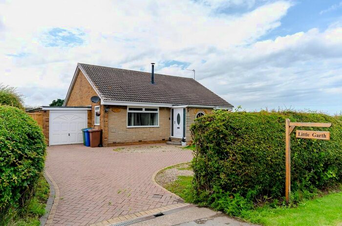 3 Bedroom Detached Bungalow For Sale In Withernsea Road, Hollym, Withernsea, HU19
