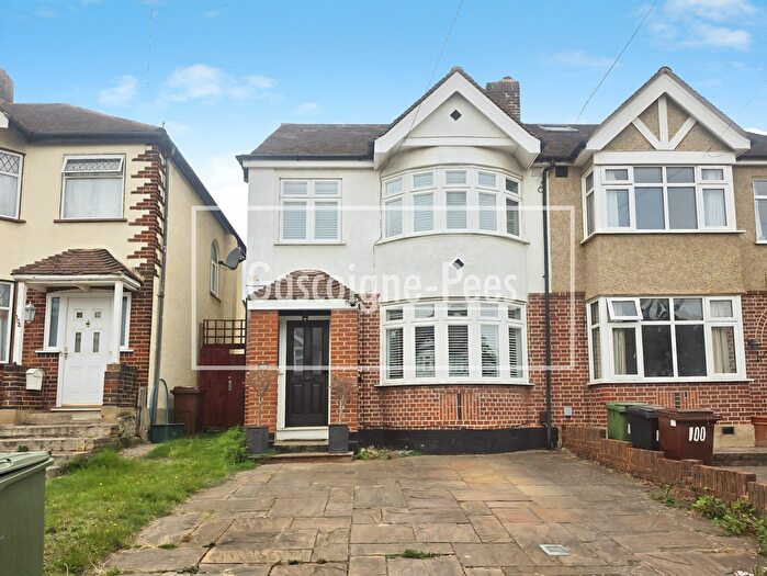 4 Bedroom Property To Rent In Elmstead Gardens, Worcester Park, KT4