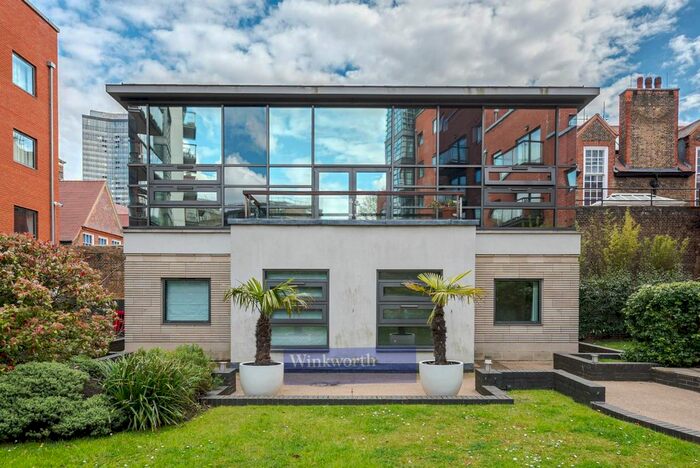 3 Bedroom Property To Rent In Montaigne Close, London, SW1P