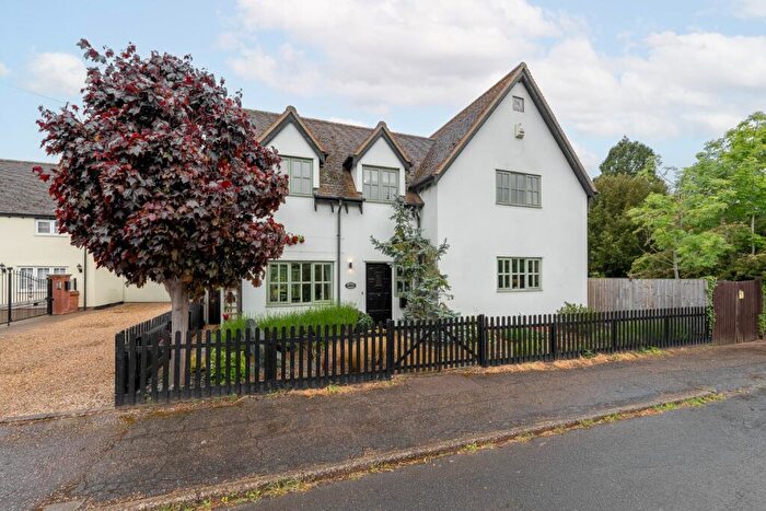 4 Bedroom Detached House For Sale In Church Street, Tempsford, Bedfordshire, SG19