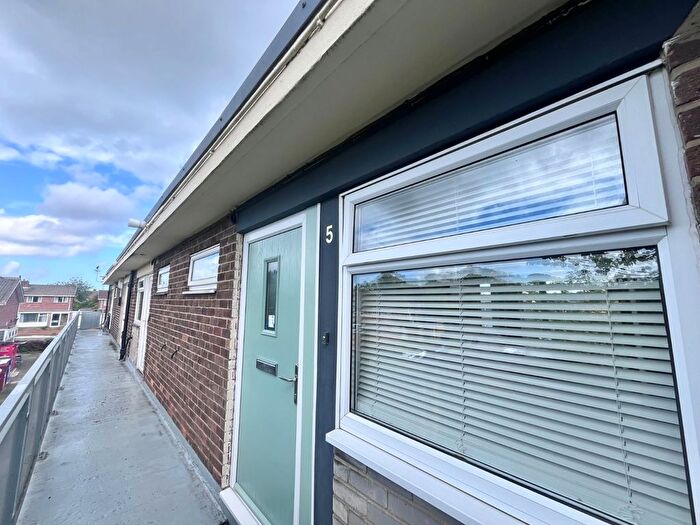 1 Bedroom Flat To Rent In Belsay Gardens, Newcastle Upon Tyne, Tyne And Wear, NE3