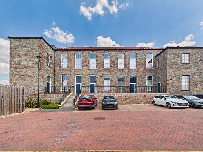 1 Bedroom Apartment For Sale In Chapel Road, Fishponds, Bristol, BS16