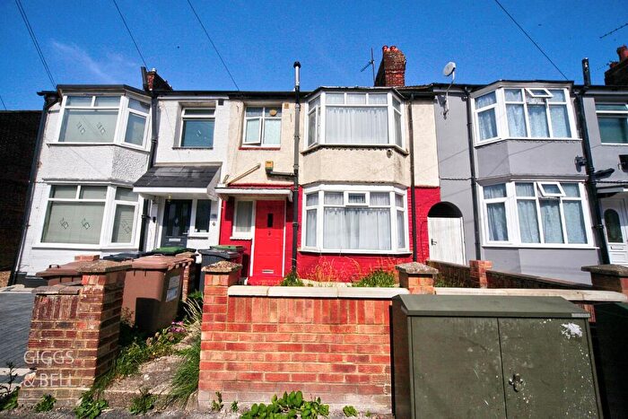 3 Bedroom Plot For Sale In Shelley Road, Luton, Bedfordshire, LU4