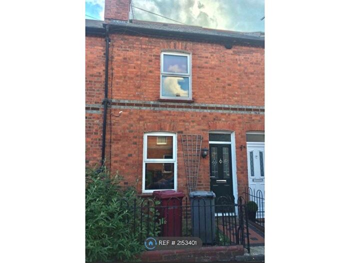 3 Bedroom Terraced House To Rent In Collis Street, Reading, RG2