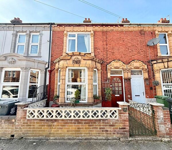 3 Bedroom Terraced House For Sale In Palgrave Road, Great Yarmouth, NR30