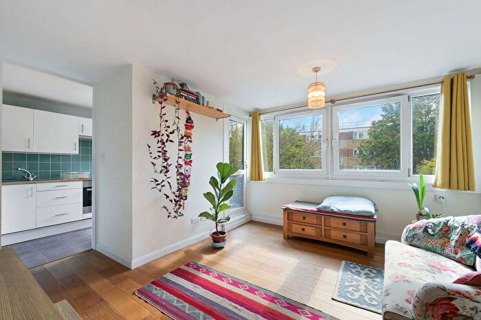1 Bedroom Flat For Sale In Malden Road, Kentish Town, NW5