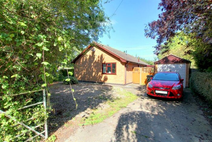 3 Bedroom Detached Bungalow For Sale In Main Road, Maltby Le Marsh, Alford, LN13