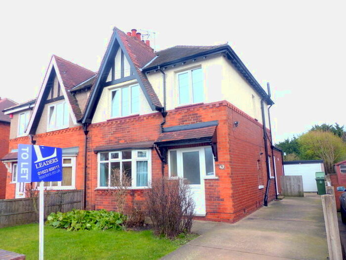 3 Bedroom Semi-Detached House To Rent In Little Carter Lane, Mansfield, NG18