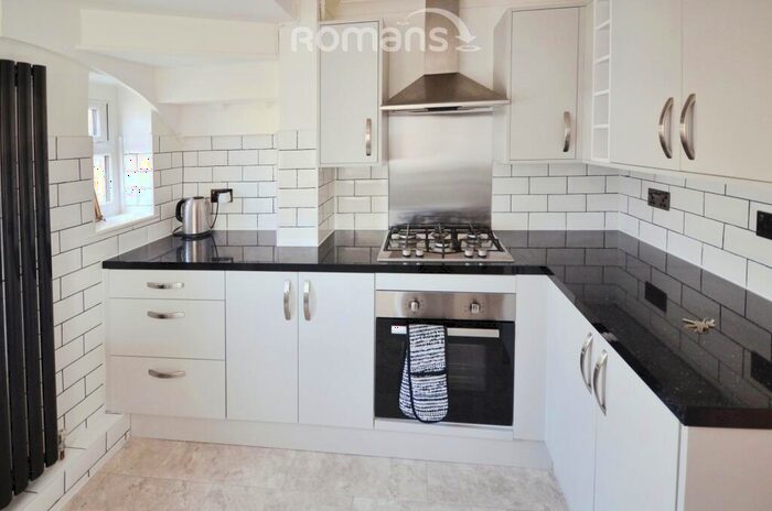 3 Bedroom Semi-Detached House To Rent In Hurst Road, Nr Burnham, SL1