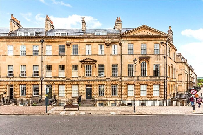 2 Bedroom Flat To Rent In Great Pulteney Street, Bath, Somerset, BA2