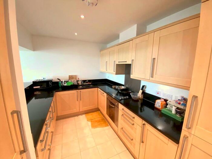 2 Bedroom Apartment To Rent In River Crescent, Waterside Way, NG2