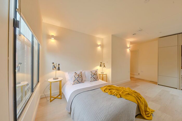 1 Bedroom Studio To Rent In George Street, Luton, LU1