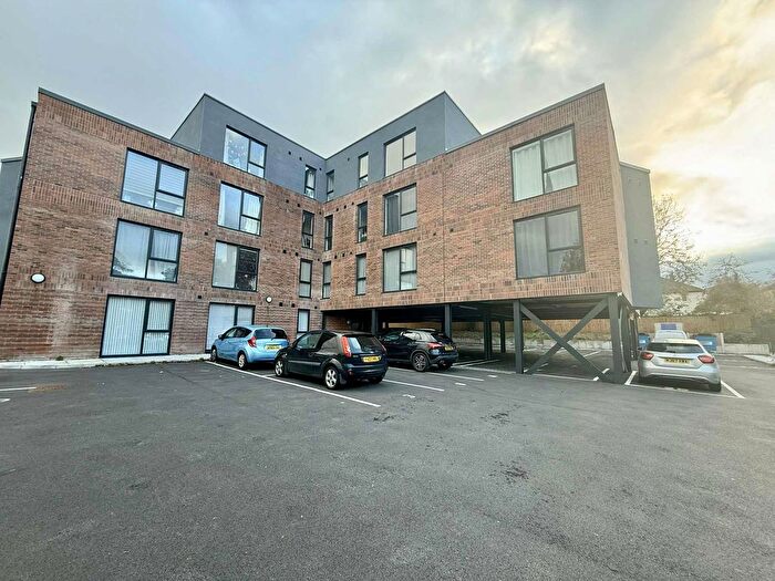 1 Bedroom Flat To Rent In Scholes Lane, St. Helens, WA10