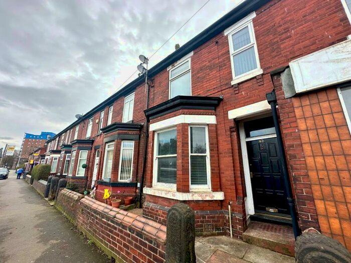 2 Bedroom Terraced House To Rent In Barton Road, Eccles, Manchester, M30