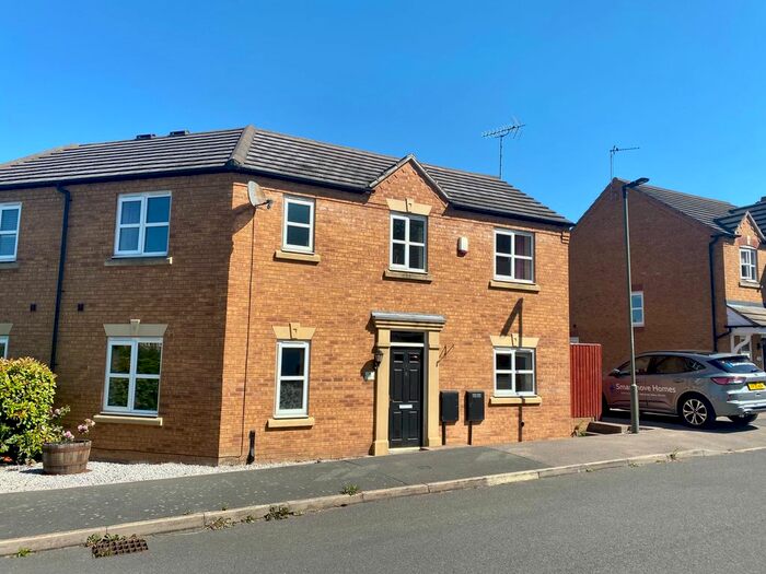 3 Bedroom Semi-Detached House To Rent In St. Pancras Way, Ripley, DE5